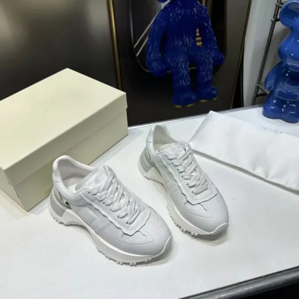 Off-White Diagonal Arrow Sneakers Beige Chunky Sneakers - 13