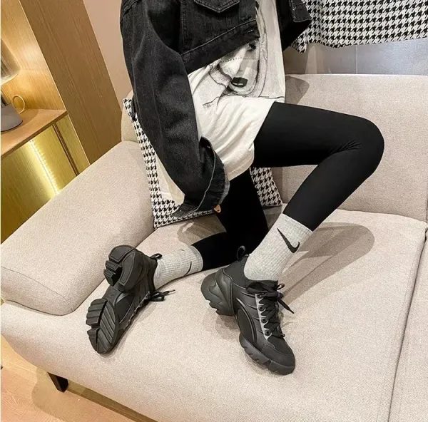 Dior B23 Low Beige Chunky Sneakers - 8