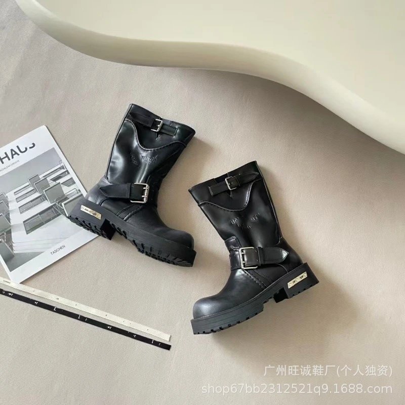 Design Moto-Style Buckle Boots Black Boots - 6