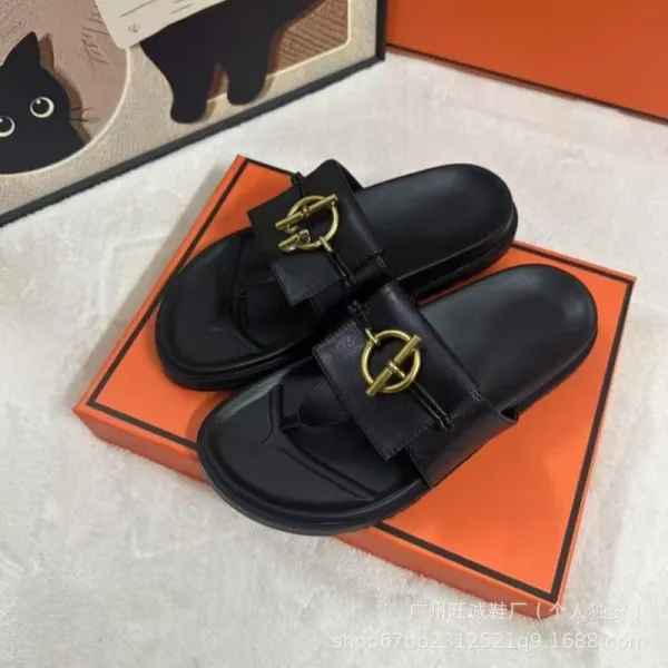 Hermès Oran Slide Sandals Tan and Black Leather Slippers - 7