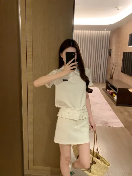 Dior J'Adior Pleated Skirt Set Off-White Polo and Mini Skirt - 4