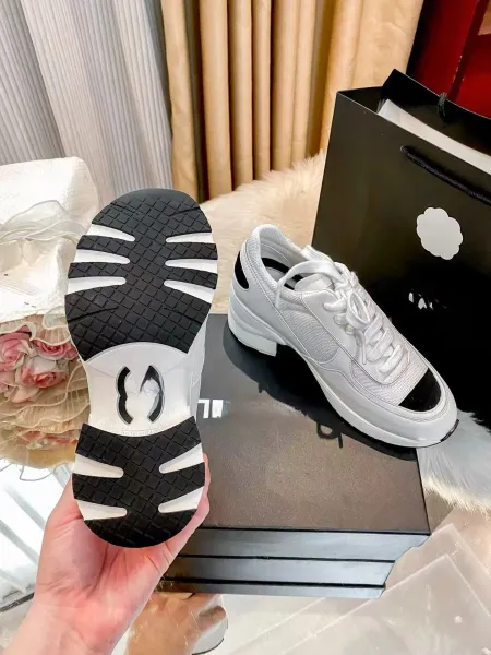 Off-White Diagonal Arrow Low-Top Black Sneakers - 8