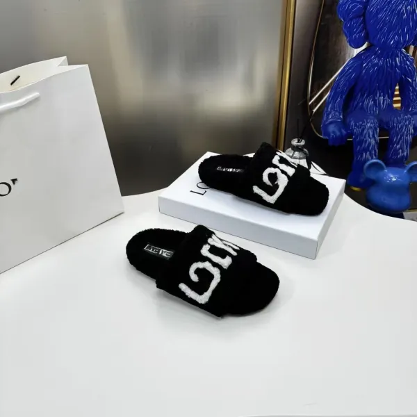 Loewe Puzzle Furry Slippers Brown - 9