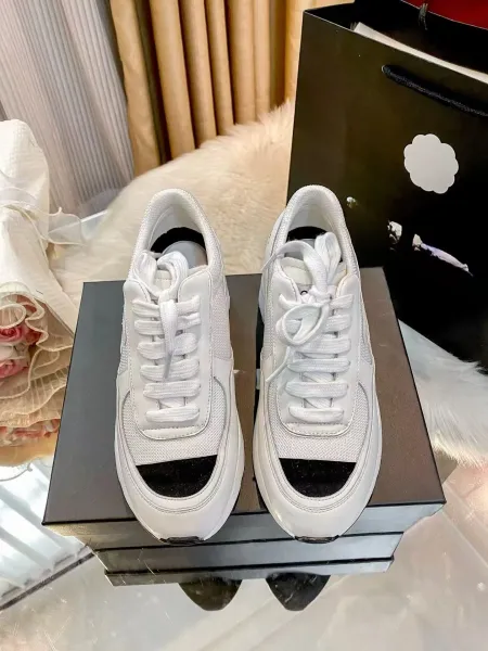 Off-White Diagonal Arrow Low-Top Black Sneakers - 2