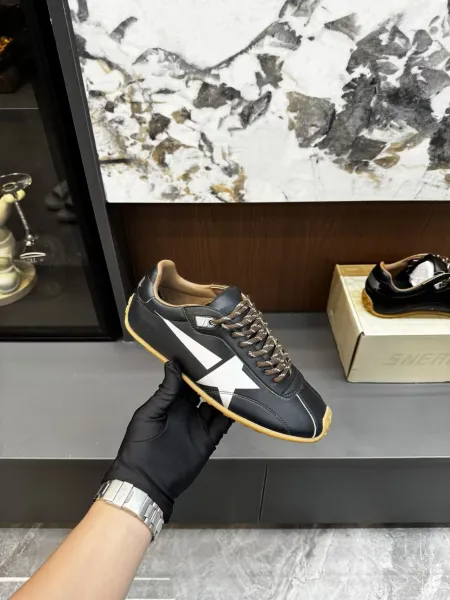 Maison Margiela Tabi Sneaker Beige Suede Sneakers - 10
