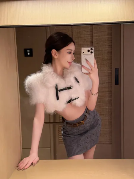 Faux Fur Corset Bolero Beige Outerwear - 6