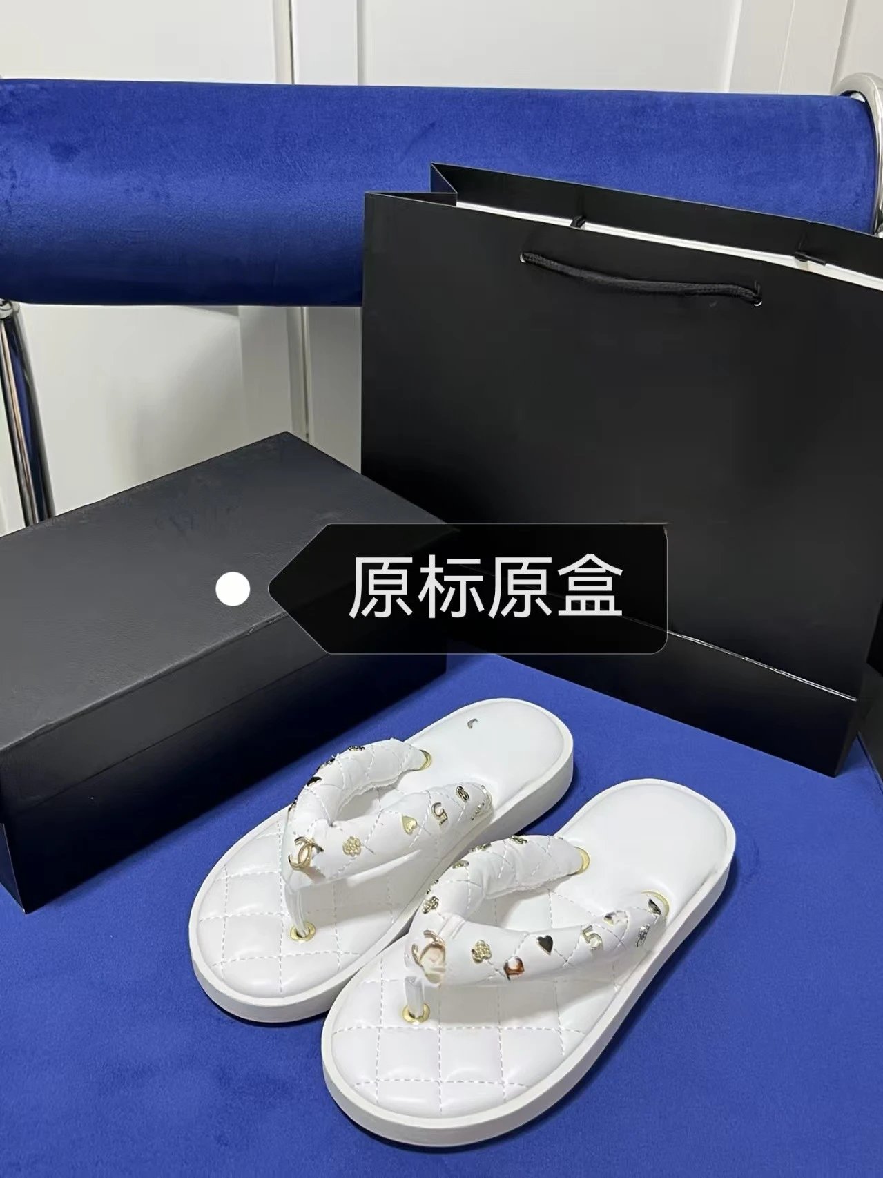 Chanel 5 Logo Quilted Flip-Flops Black - 6