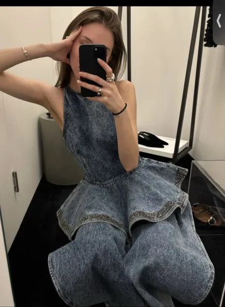 Denim Set: Flared Wide-Leg Jeans and Peplum Sleeveless Top in Medium Wash Blue - 5