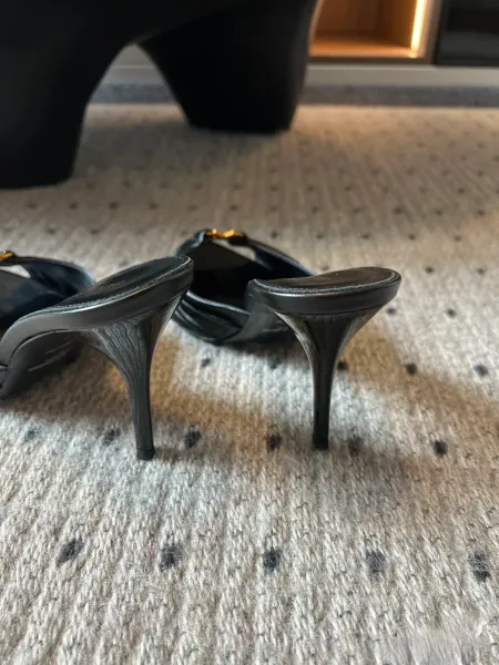 Saint Laurent Ruched Mule in Brown Leather Heels - 19