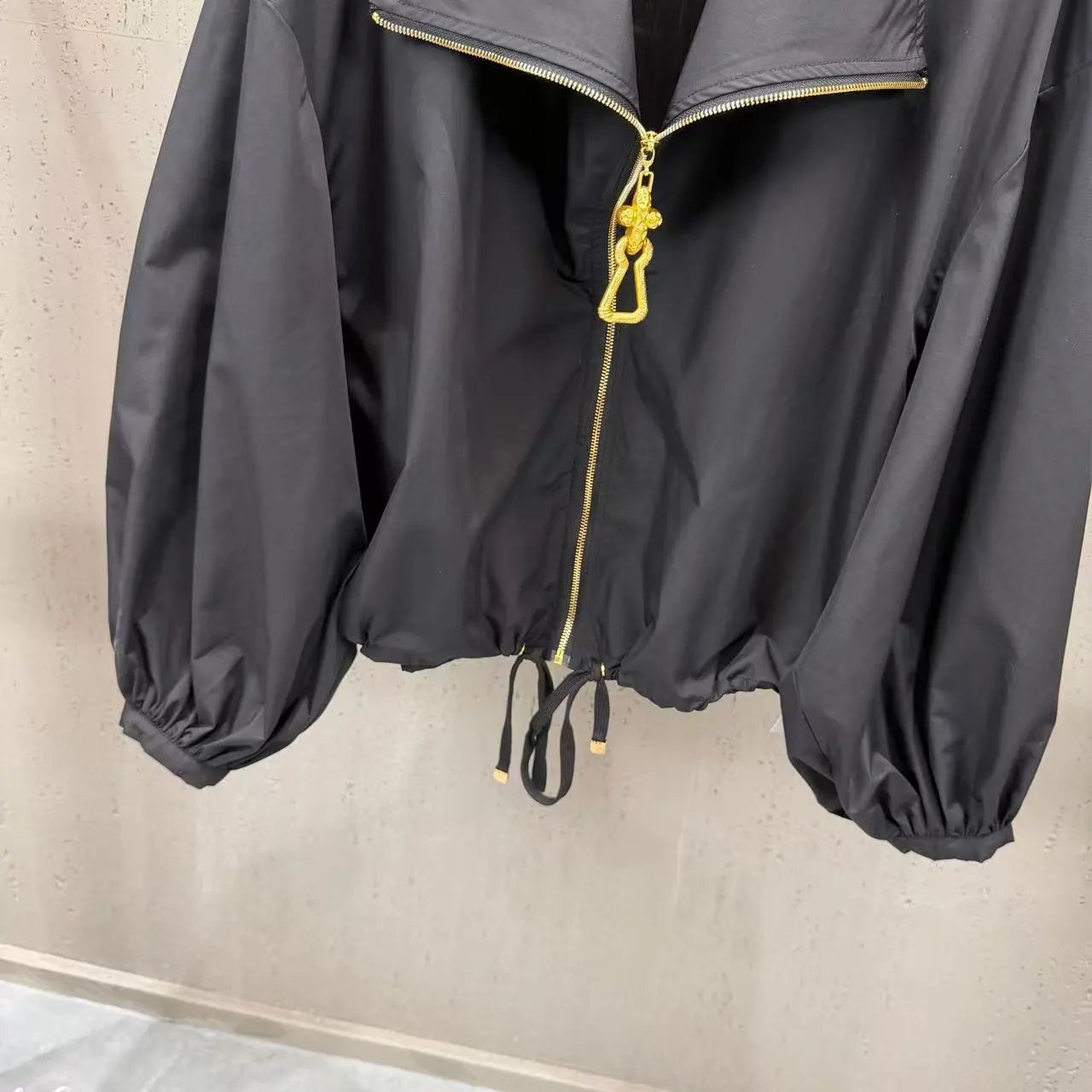 Off-White Zip-Up Windbreaker White Outerwear - 5