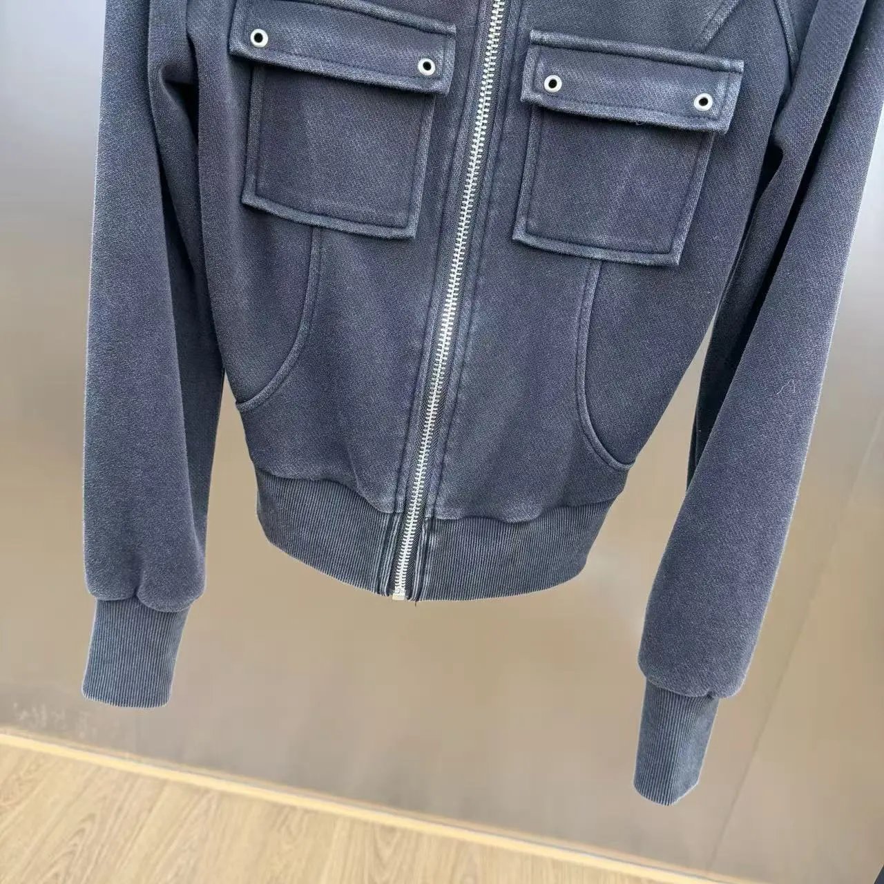 Gallery Dept. Utility Zip-Up Jacket and Wide-Leg Sweatpants Set in Light Gray and Black - 16