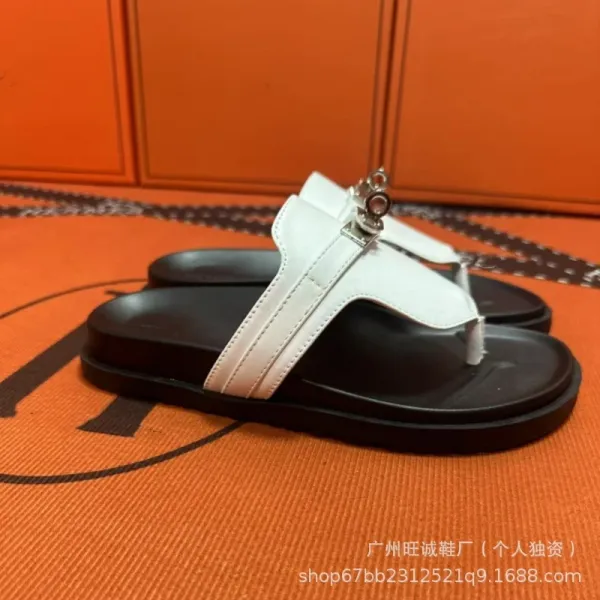 Hermès Oran Slide White and Black Leather Sandals - 6