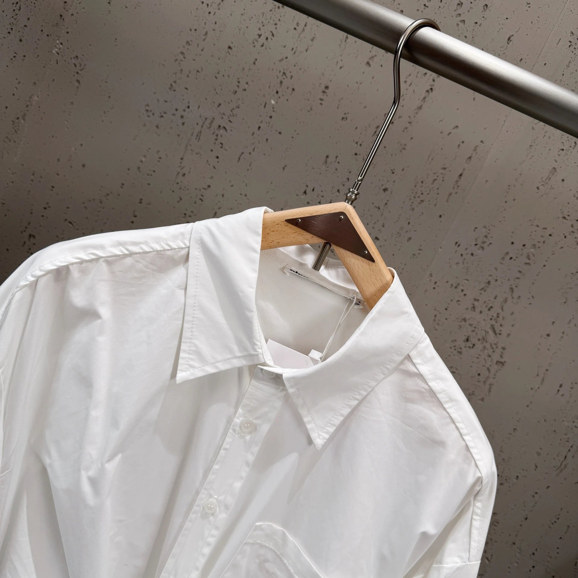 Off-White Twisted Front Shirt White - 12