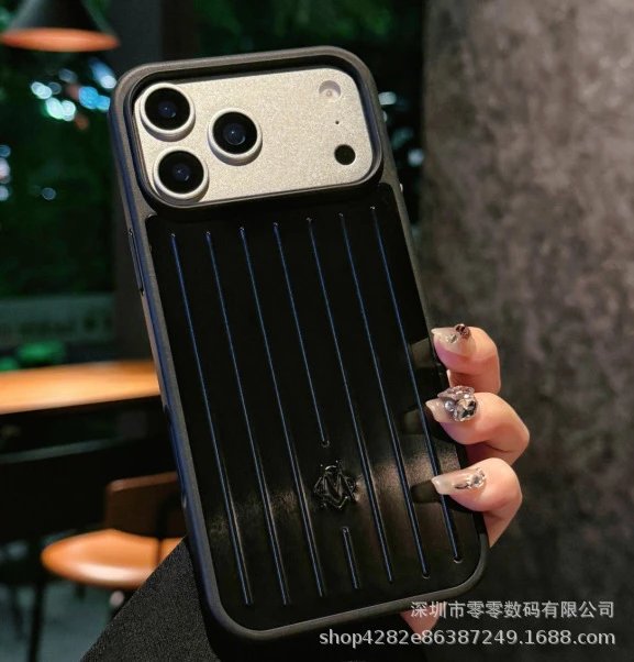 MMY Ribbed Aluminum-Effect Phone Case Silver Gray Phone-Case - 8