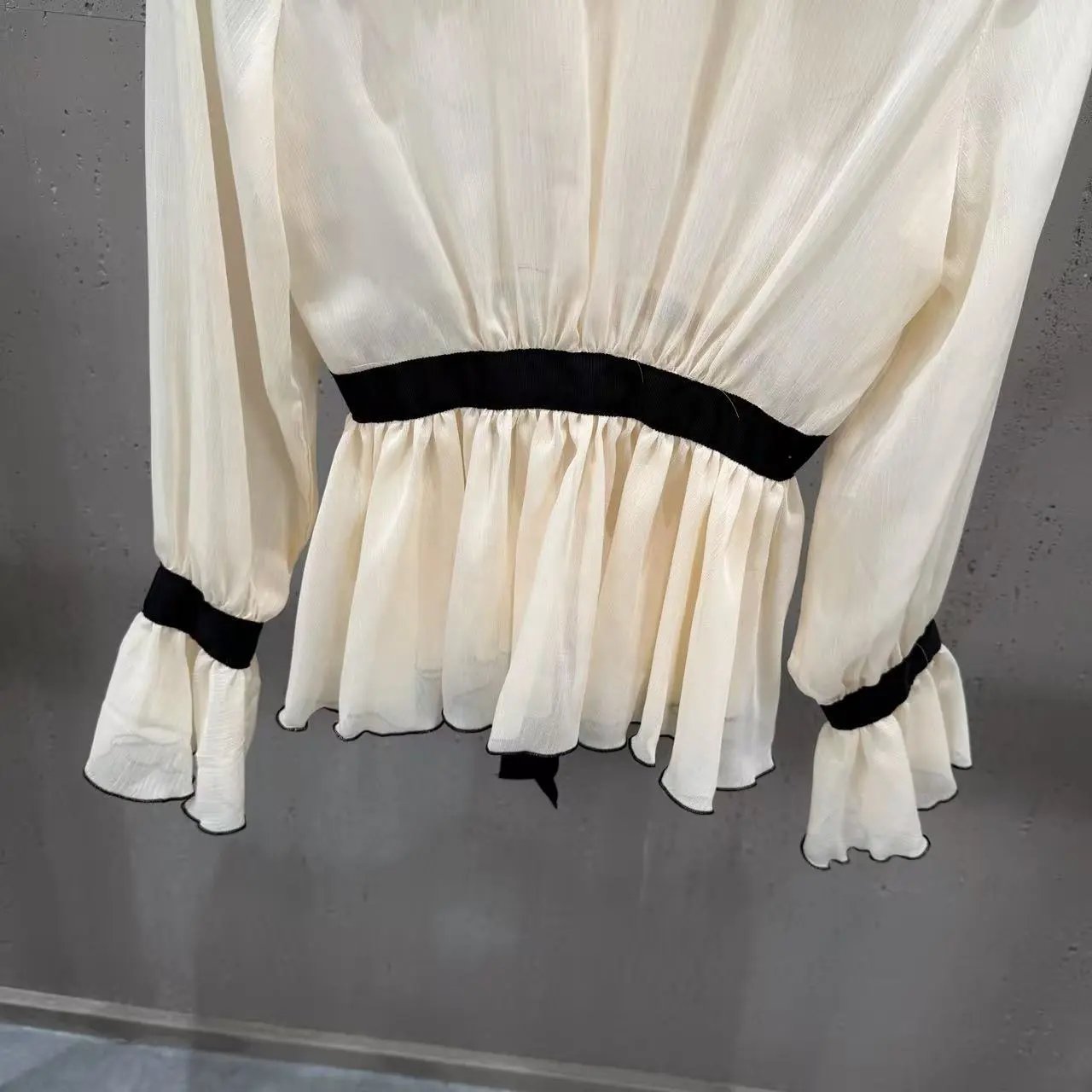 Saint Tears Embroidered Floral Collar Blouse in Cream with Black Ribbon - 14