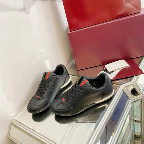 Gucci Ace Leather Sneakers Black with Red-Green Web Detail Sneakers - 7