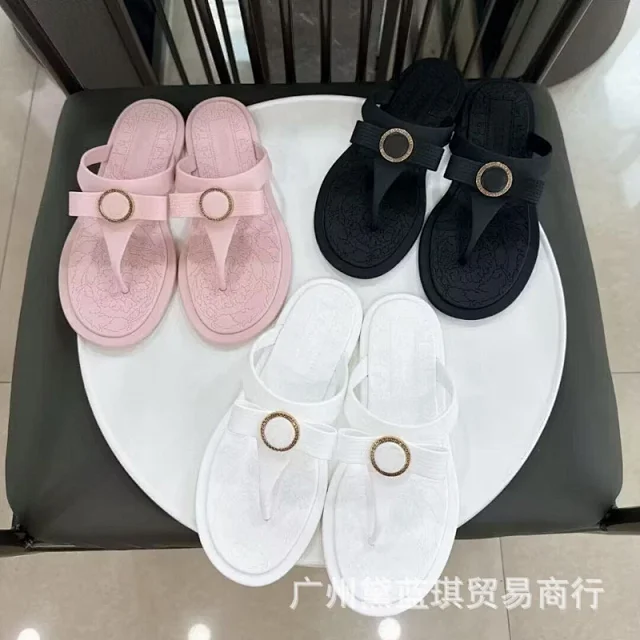 Unbranded Slippers Thong with embossed floral footbed and round medallion detail product detail image 1