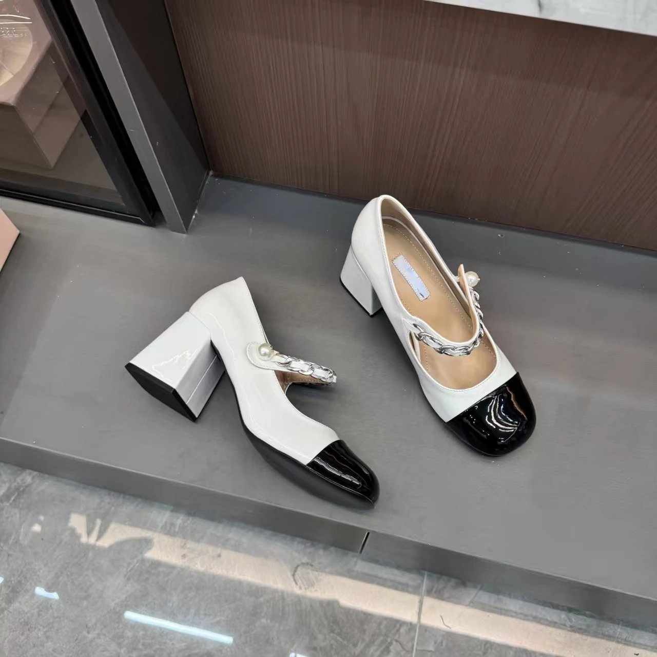 Chanel-inspired Two-Tone Pearl Chain Mary Jane Block Heel Shoes - 6