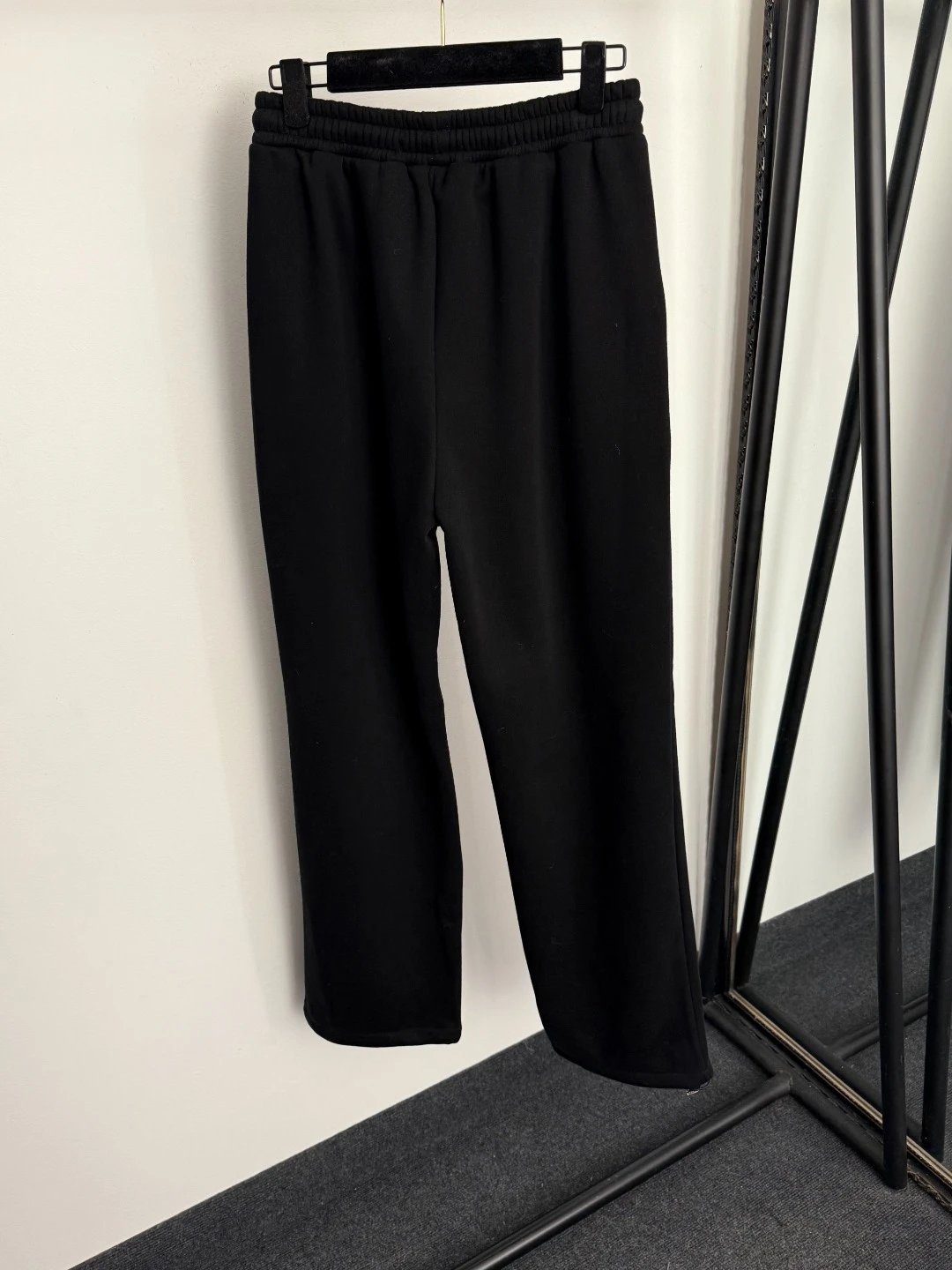 GRA Black Embroidered Hoodie and Sweatpants Set - 10