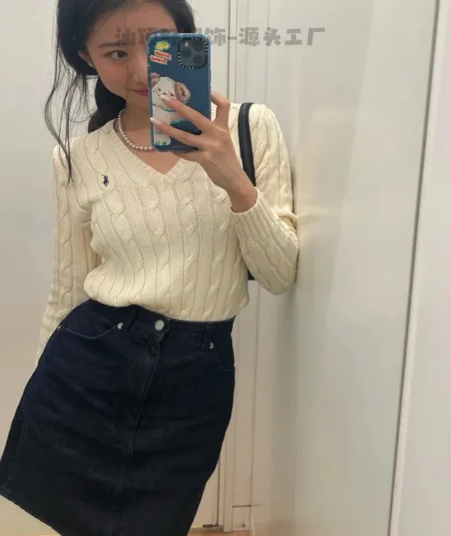 Ralph Lauren Cable Knit V-Neck Sweater White - 22