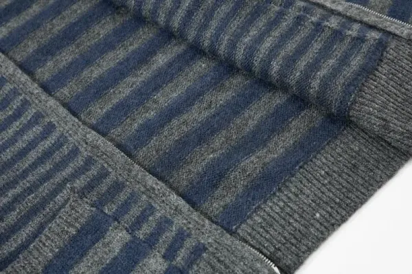 Design Striped Cropped Hoodie in Sage Green and Beige - 43