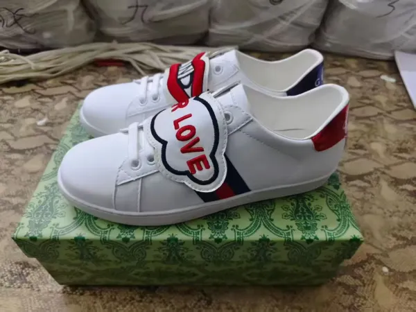 Gucci Ace Cat-Embroidered Sequin White Sneakers - 2
