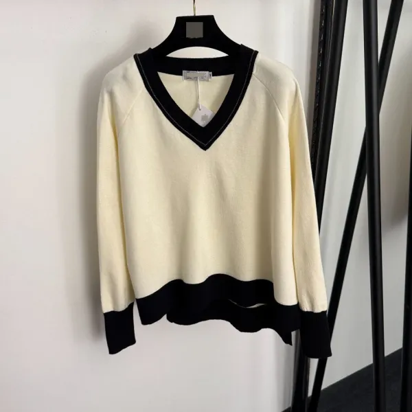 Design Two-Tone V-Neck Sweater and Wide-Leg Pants Set Beige - 7