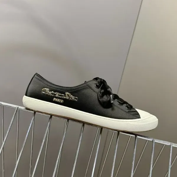 Dior B23 Low-Top Suede Silver Sneakers - 10
