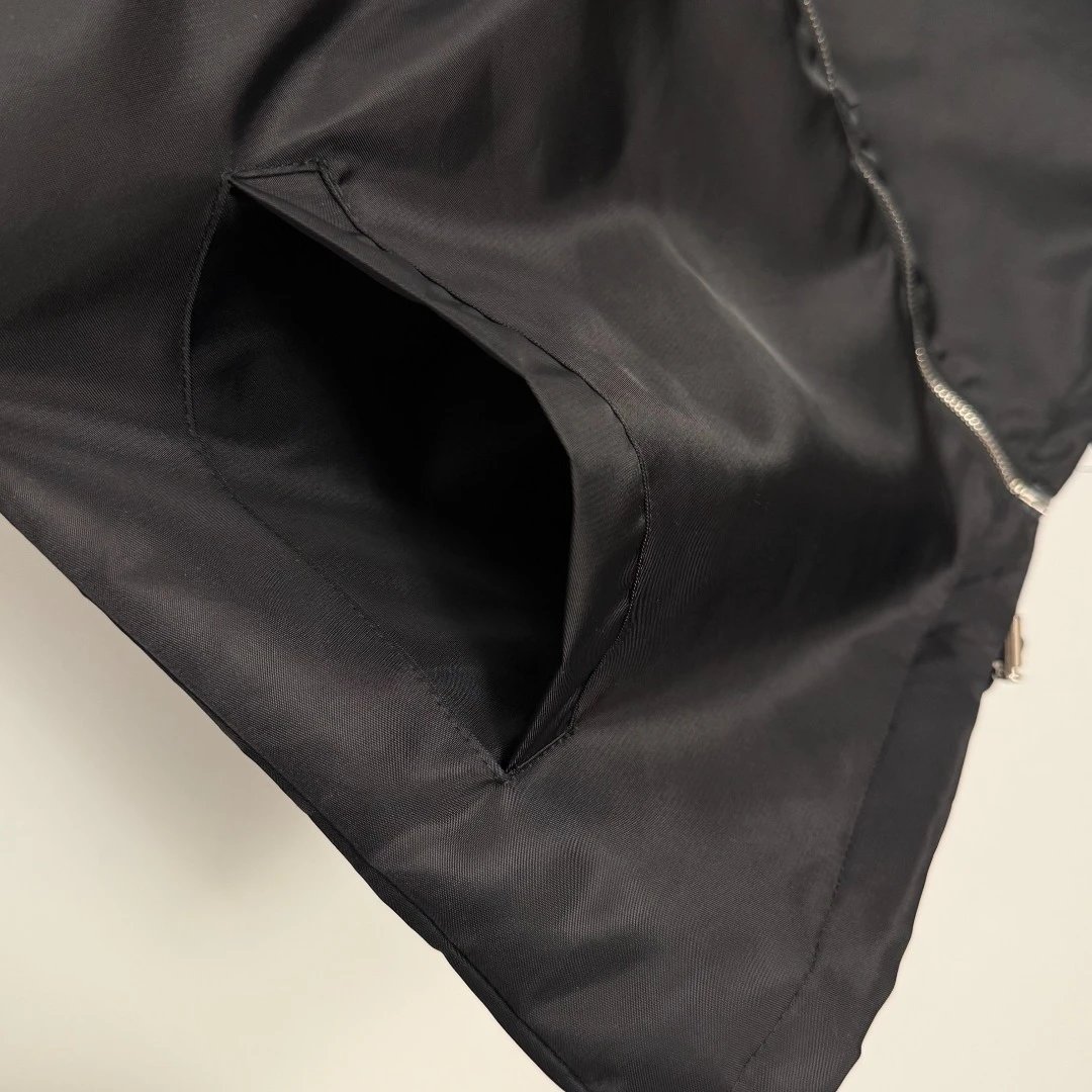 Off-White Industrial Windbreaker and Cargo Joggers Set Black - 7
