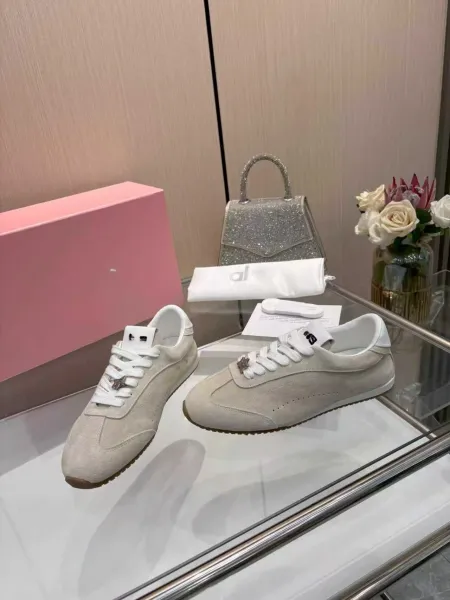 Chloé Susanna Sneakers Dusty Pink Suede Sneakers - 11