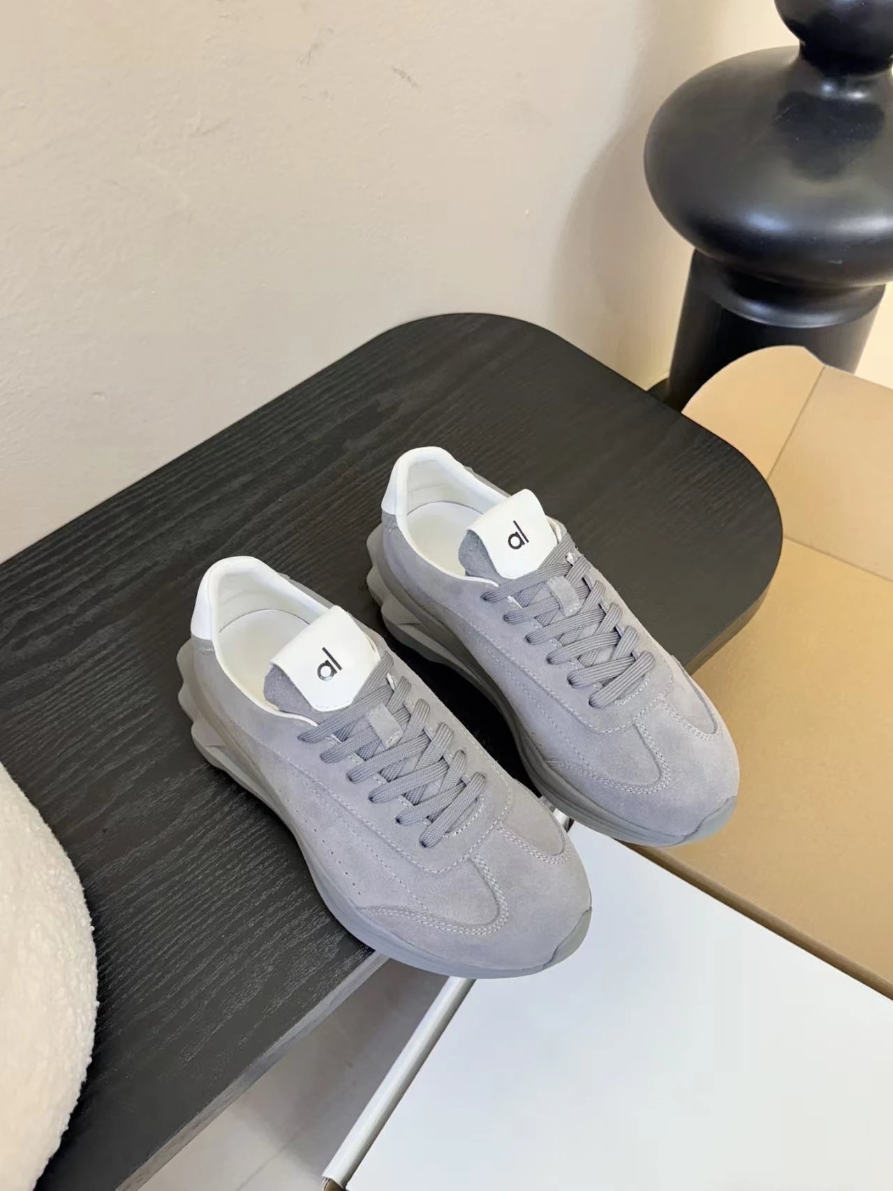 Off-White Diagonal Arrow Sneakers Black/White Chunky Sneakers - 5