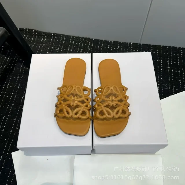 Loewe Slippers Anagram Woven Slide product detail image 3