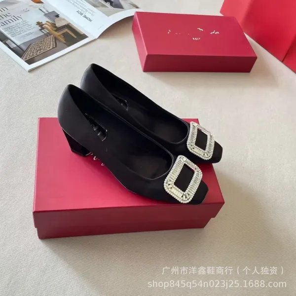 Black Square-Buckle Embellished Loafers - 13