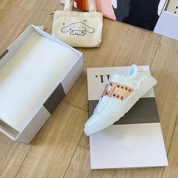 Valentino Garavani Rockstud Spike Crystal White Sneakers - 21