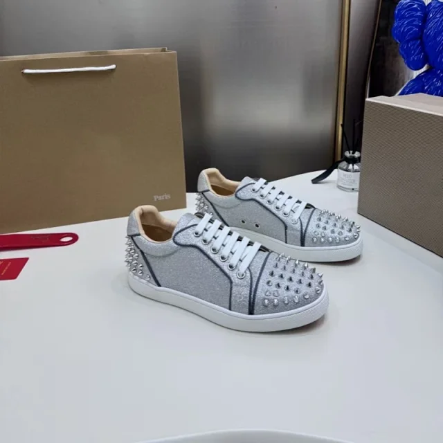 Christian Louboutin Sneakers Low-Top Lace-Up with Spike Studs product detail image 26