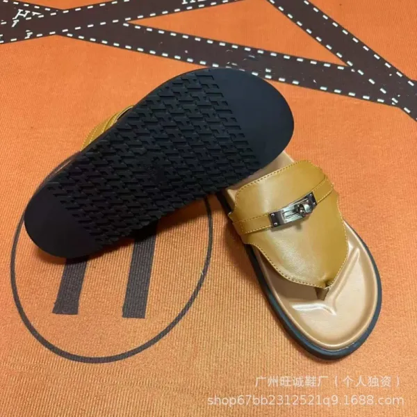 Hermès Oran Slide White and Black Leather Sandals - 15