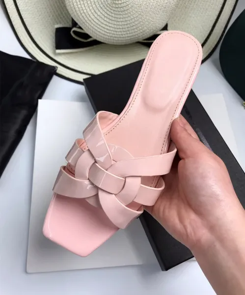 Beige Patent Leather Knot-Strap Slide Sandals - 4