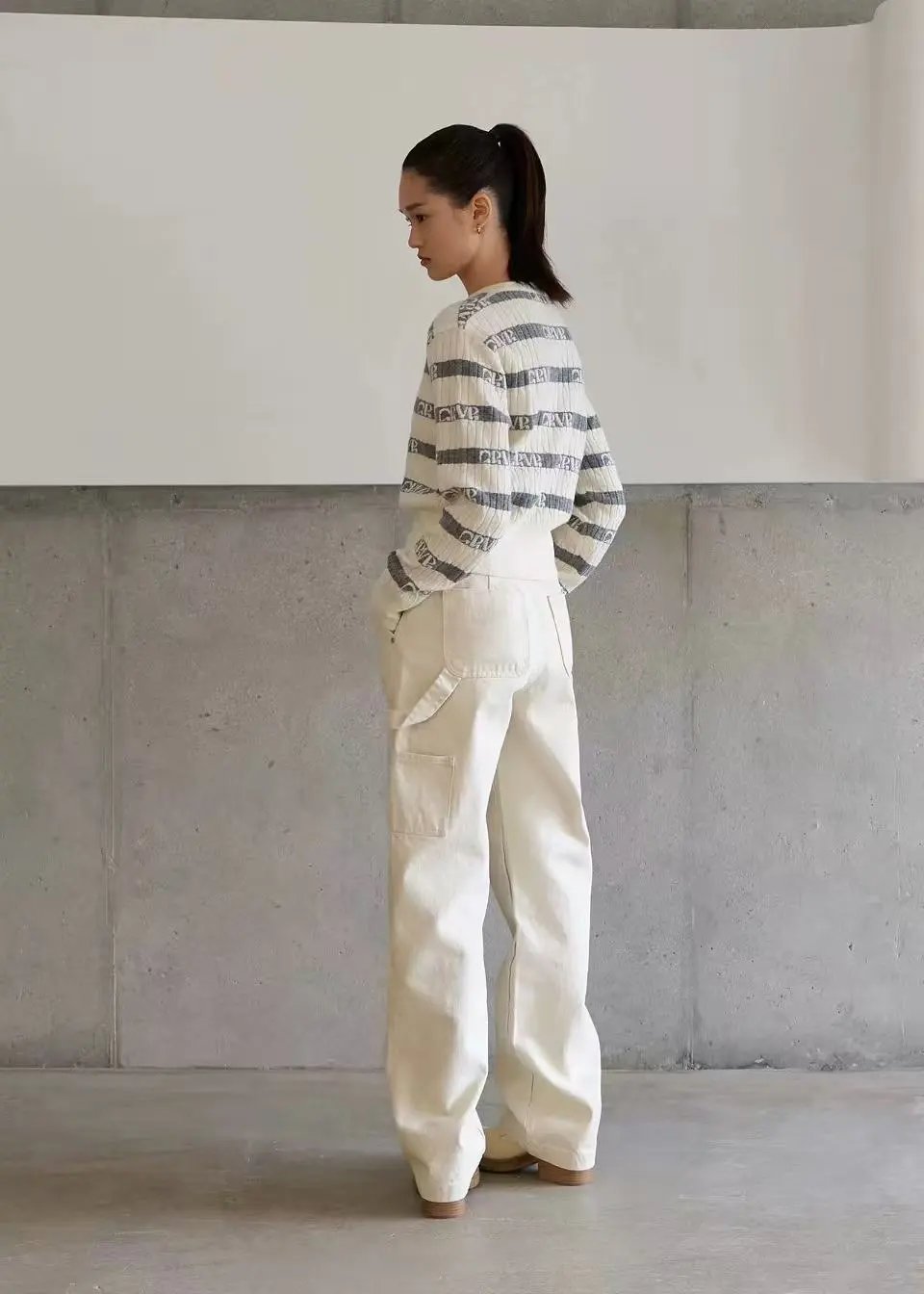 GRA Logo Stripe Ribbed Knit Sweater White/Gray - 25