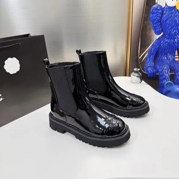 Chanel Patent Leather Chelsea Boots Black - 7