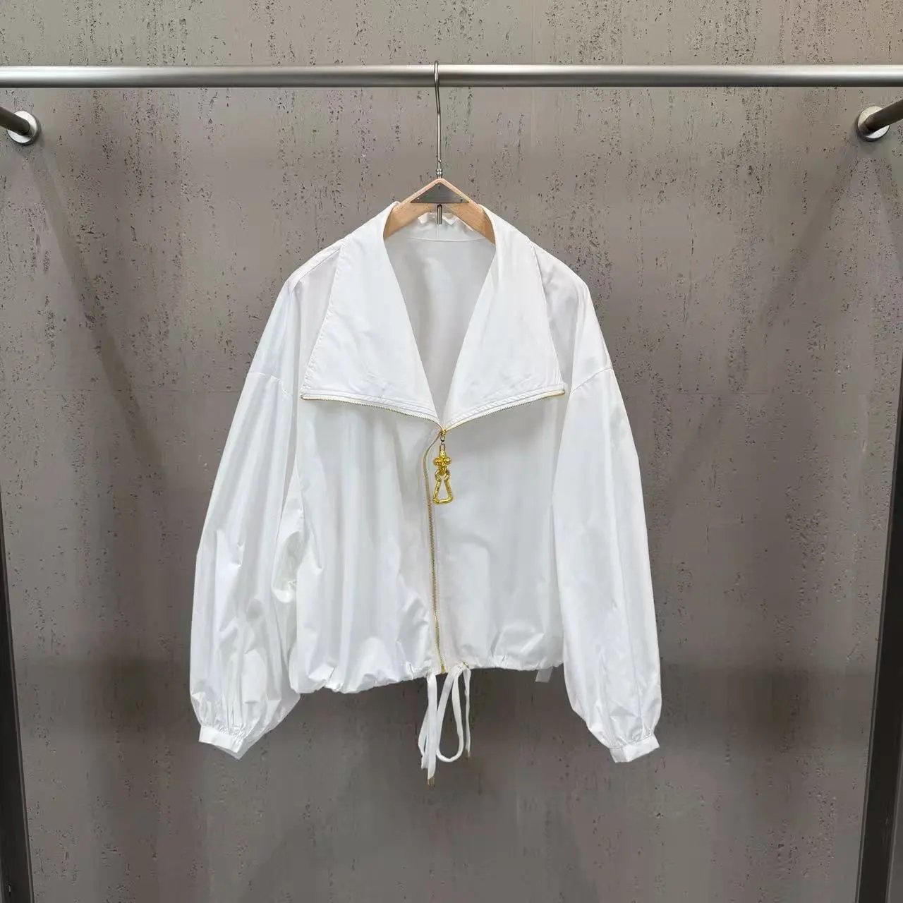 Off-White Zip-Up Windbreaker White Outerwear - 9