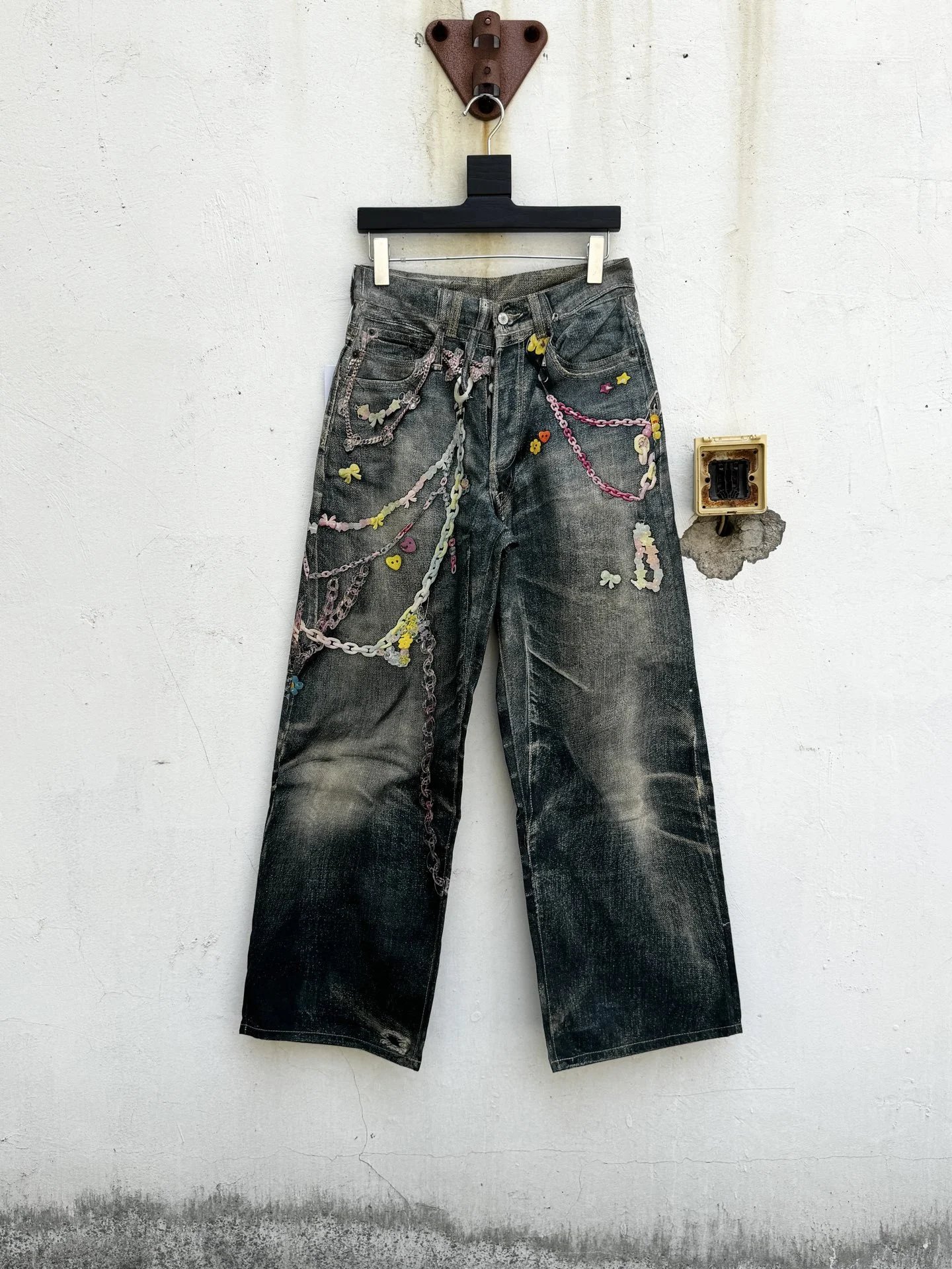Unbranded Jeans Wide-Leg Chain Graphic — AC531 SS25 1981M Distressed Washed Candy Chain