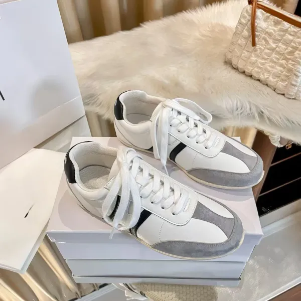 Design Suede Retro Runner Tan White Sneakers - 9