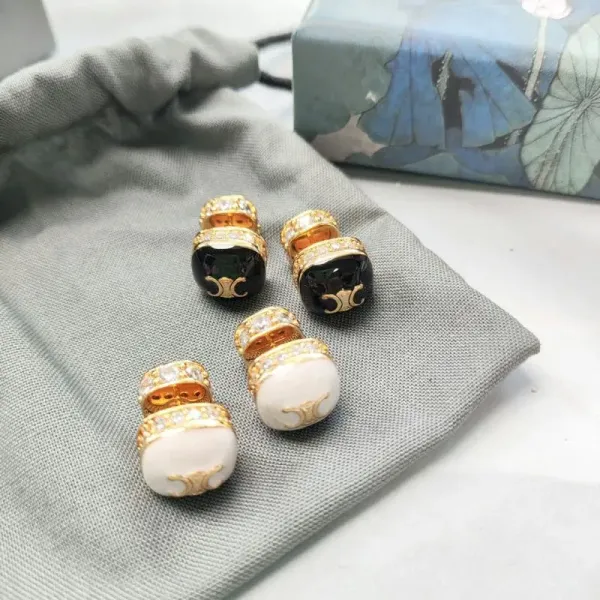 Gucci GG Marmont Stud Earrings Black Onyx Gold-Plated Earrings - 3