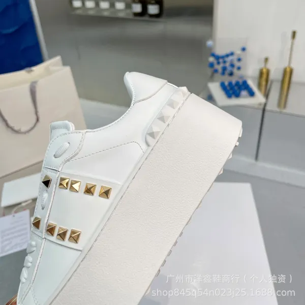 Valentino Garavani Rockstud Flat White Platform Sneakers - 22