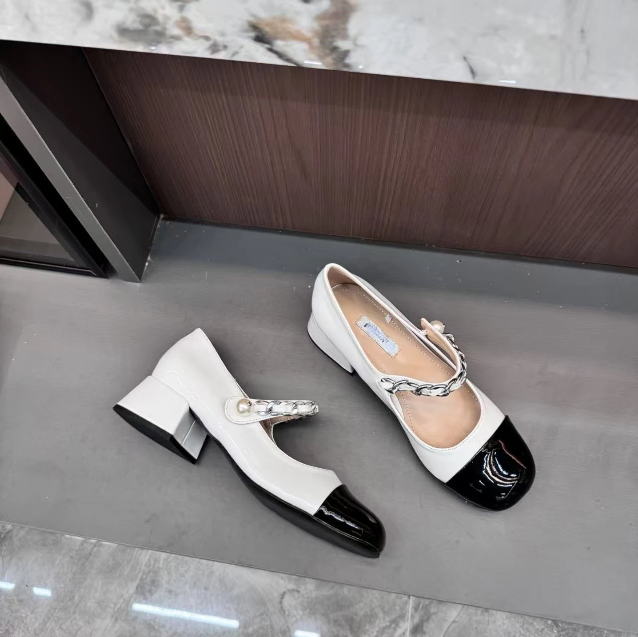 Chanel-inspired Two-Tone Pearl Chain Mary Jane Block Heel Shoes - 3