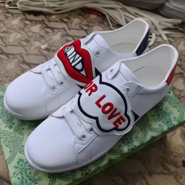 Gucci Ace Cat-Embroidered Sequin White Sneakers - 3