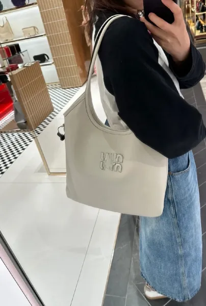 Miu Miu Logo-Embossed Distressed Brown Tote Bag - 6