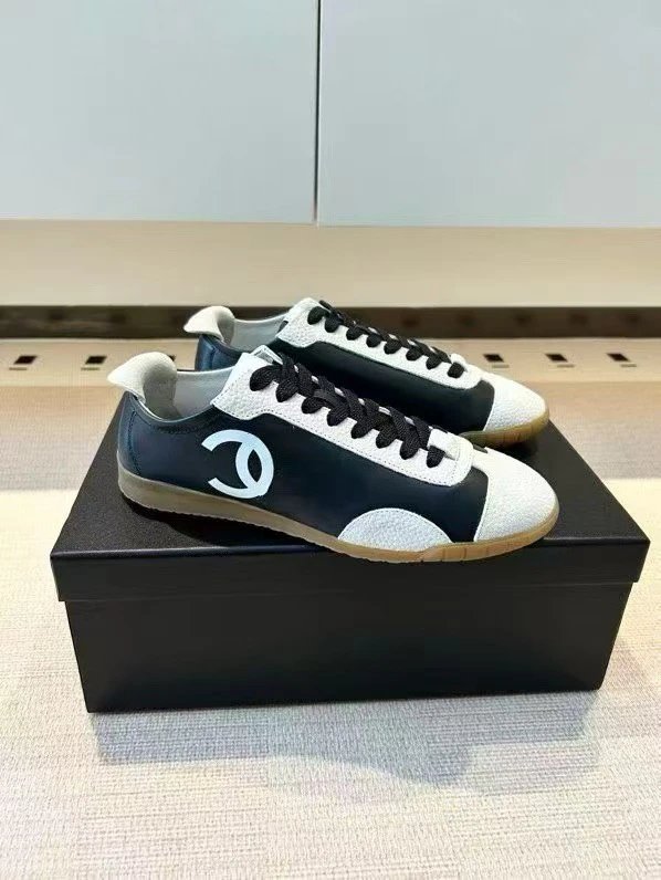 Chanel Tennis Classic Beige and White Sneakers - 3