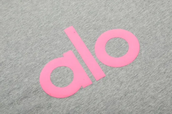 Alo Yoga Logo Graphic Black T-Shirt - 8