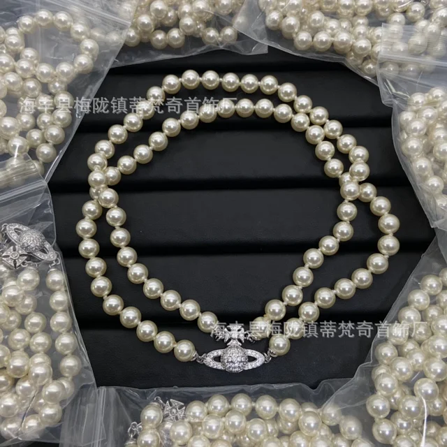 Vivienne Westwood Jewelry Pearl Orb Pendant Necklace product detail image 22